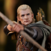 The Lord of the Rings - Legolas Deluxe Gallery 10 Inch PVC Diorama Statue